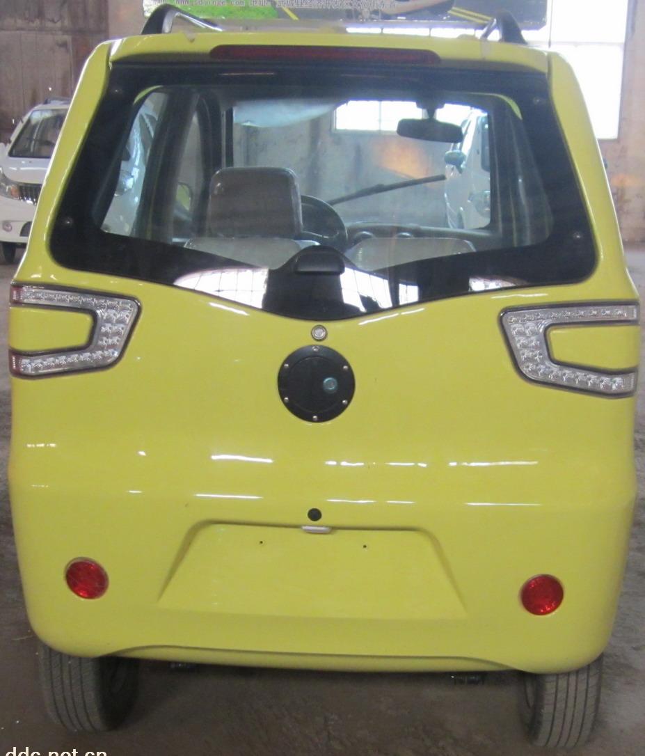 铁壳电动助力车